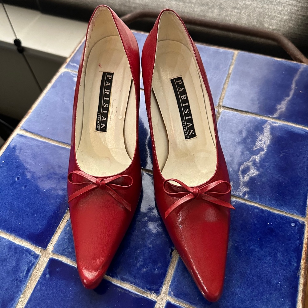 Parisian Shoemart Vintage Red High Heeled Pumps - sz 5 B US - Gorgeous Shoe Art
